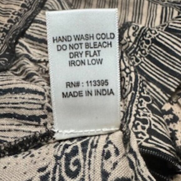 En Crème Boho Ruffle Hem Shorts Size Small – Great Condition - Tribal Pattern - Picture 8 of 8